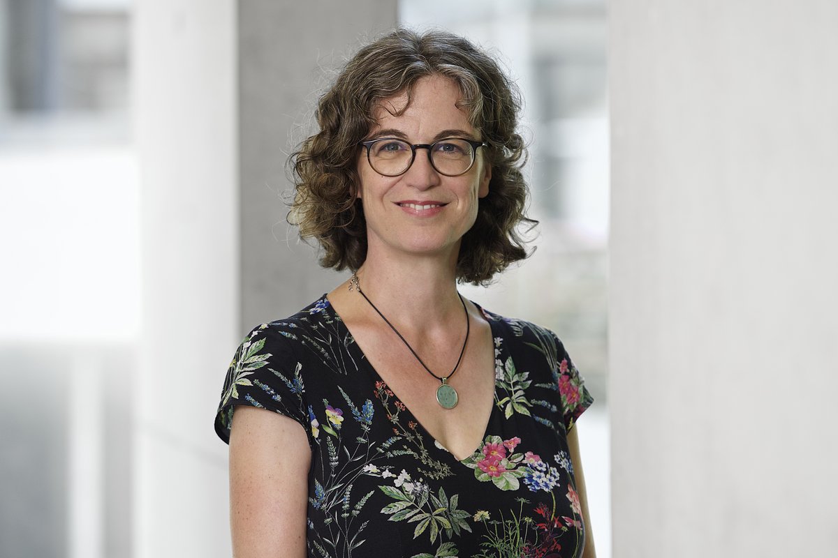 Professor Claudia Diehl